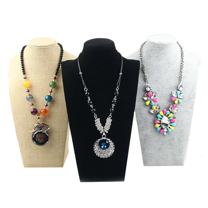 Бархатное портретное ожерелье, – обзор и цена Body Jewelry Display Ideas